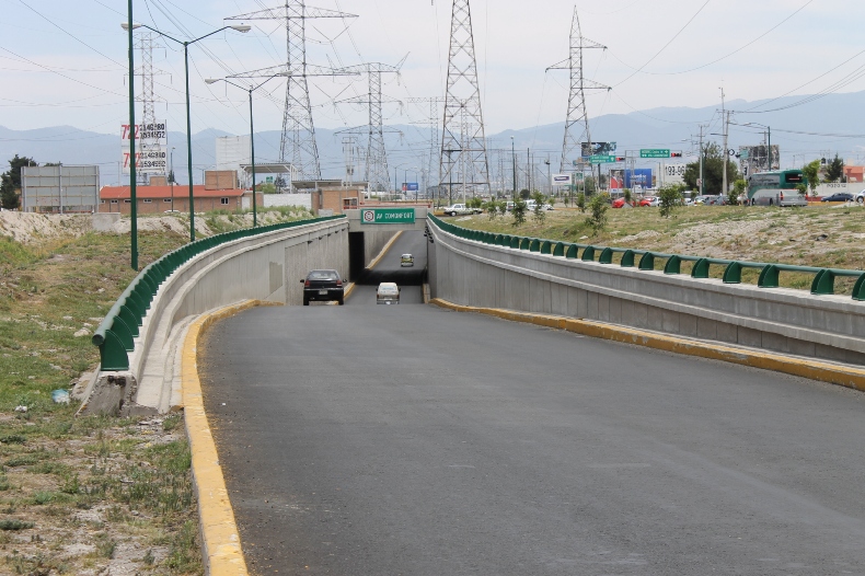Obras viales. Valle de Toluca.