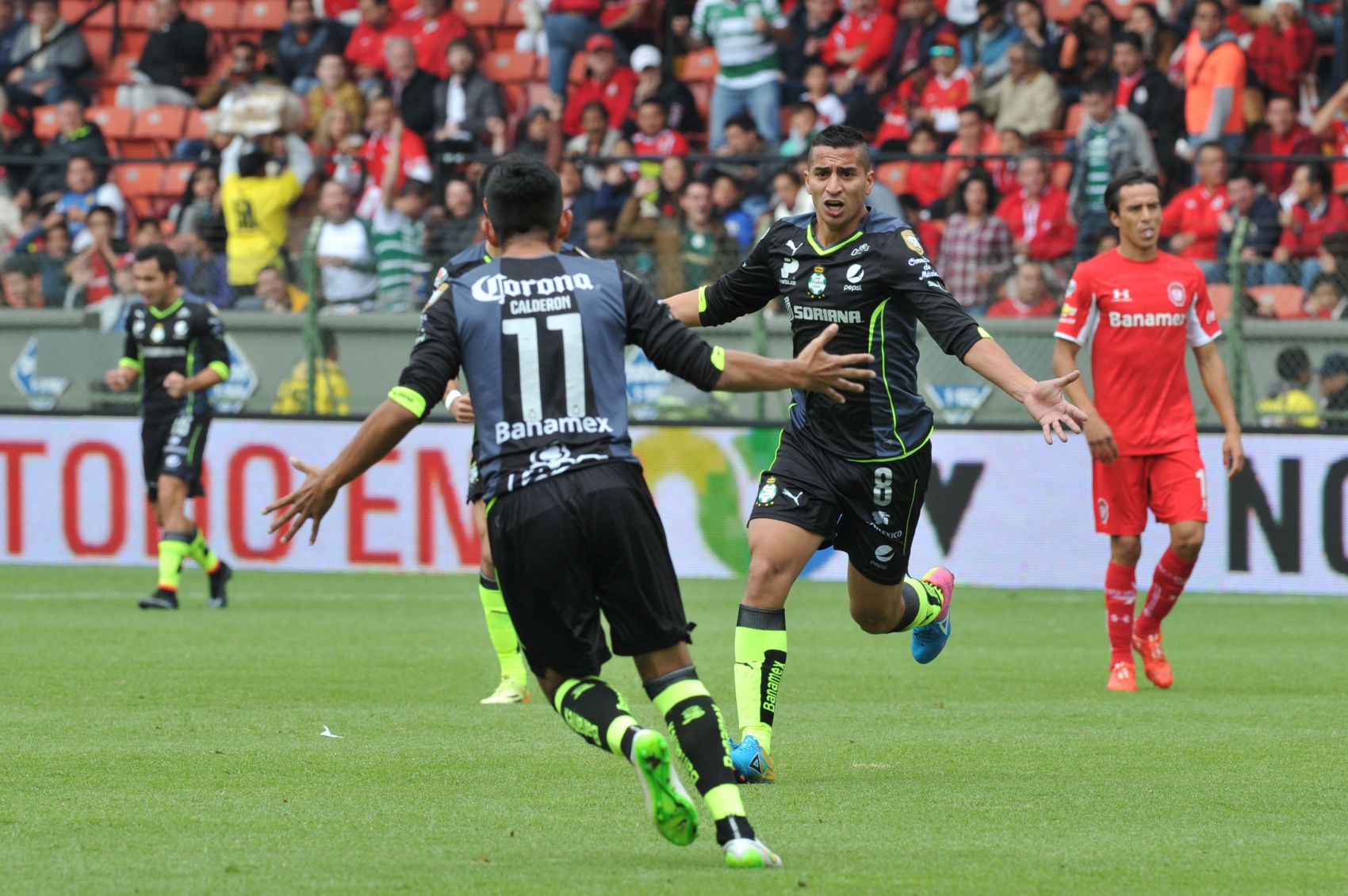 Arrebatan Santos Laguna empate a los Diablos Rojos de Toluca