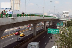 Viaducto Bicentenario. Obra bajo sospecha. Foto Agencia MVT.