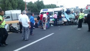 Accidente carretero. México - Pachuca. Foto Especial.