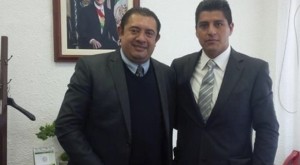 Ramos Neri (derecha). Delegado del Cisen. Foto Twitter.