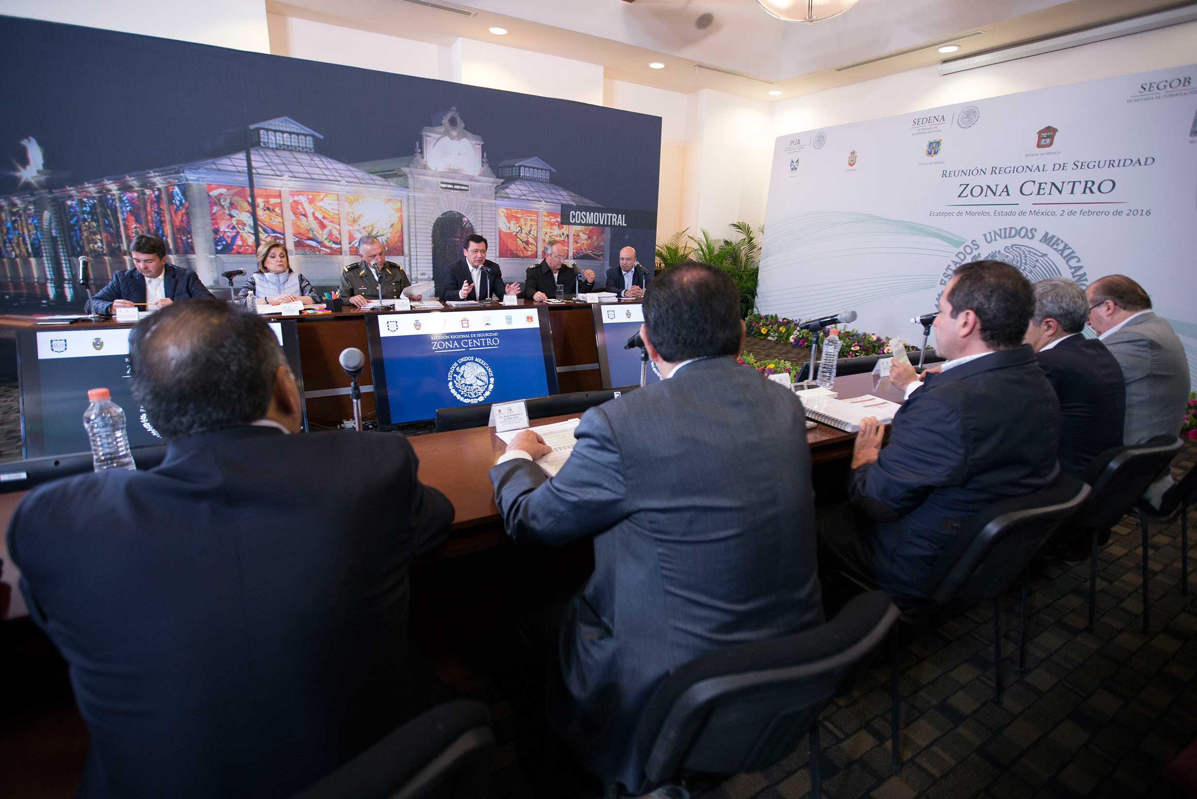 Gabinete de seguridad se reúne con gobernadores de la zona centro en Ecatepec