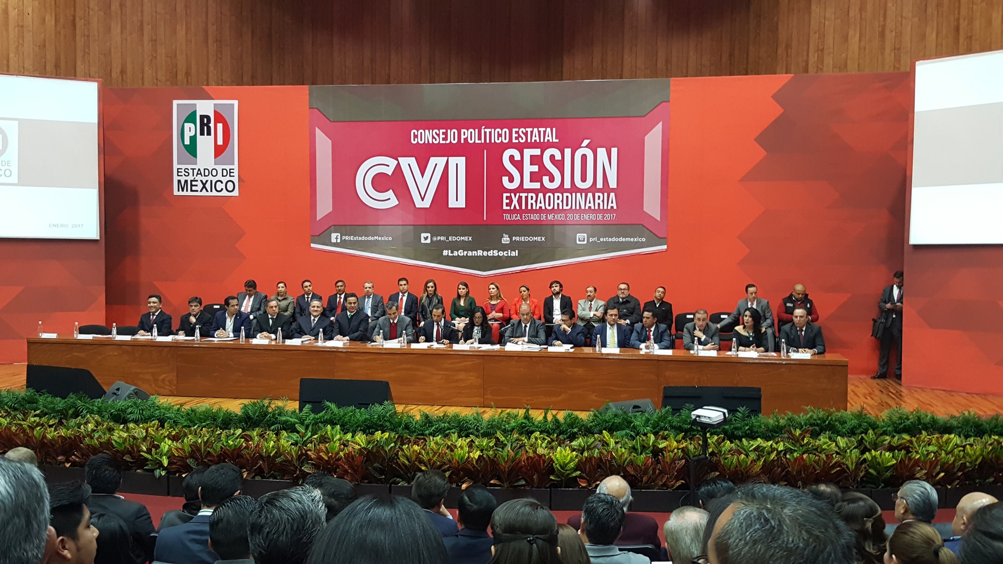 Aprueba Consejo Estatal del PRI, alianza con PVEM, Panal y PES