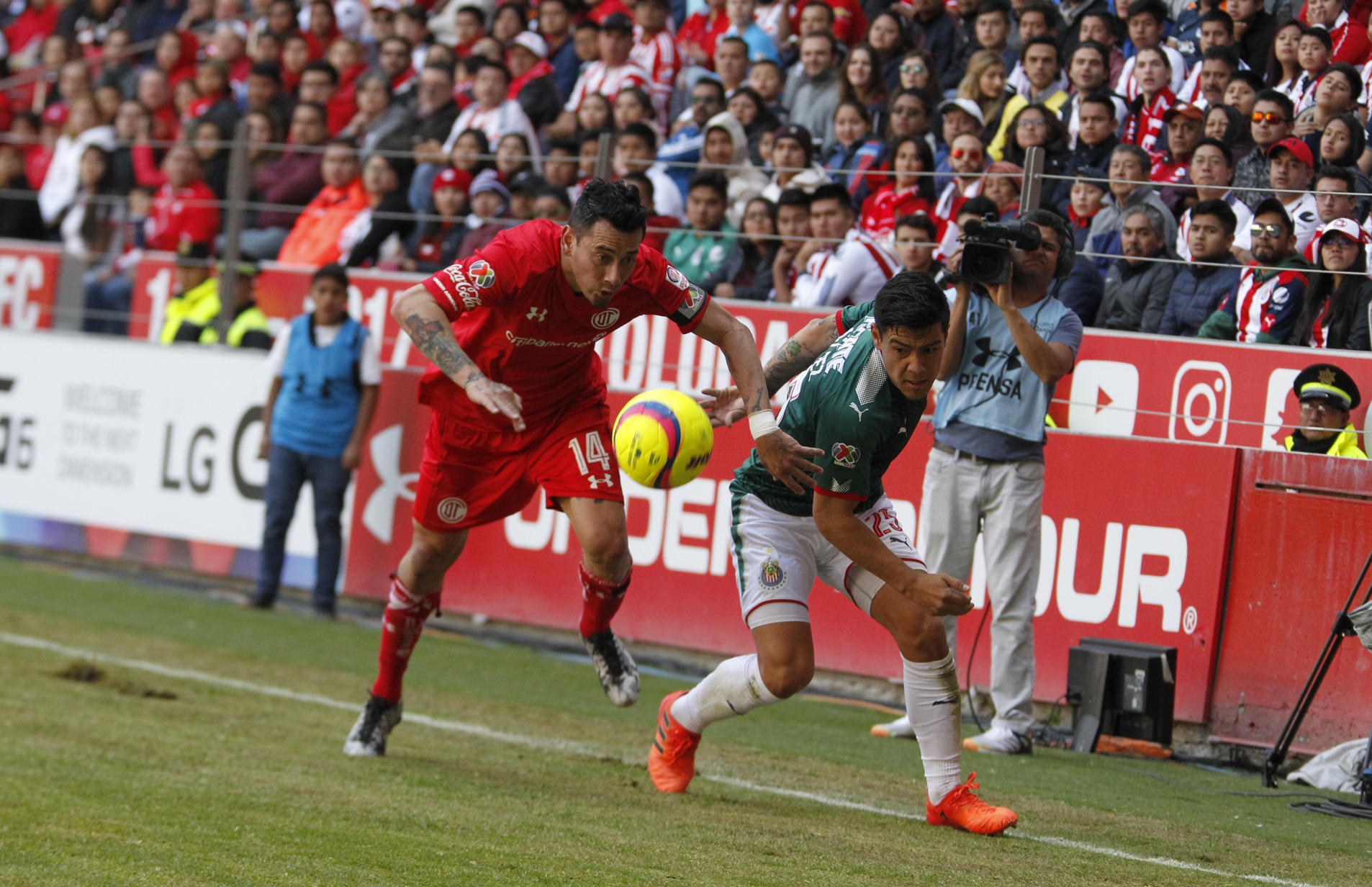 Toluca y Chivas dividen puntos en arranque de Liga MX