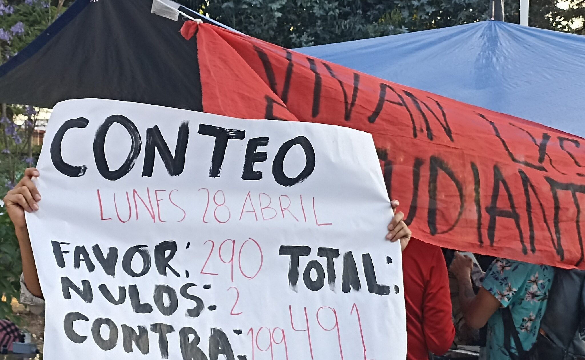 Estudiantes de Humanidades se van a paro; en Artes, autoridades desconocen resultados