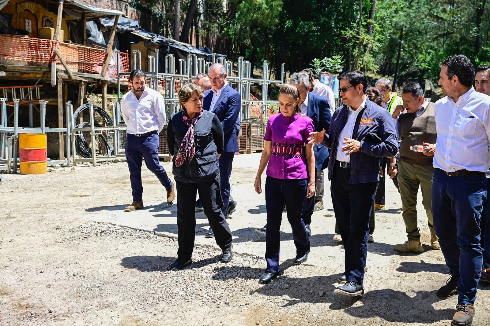 Supervisan Sheinbaum y Delfina Gómez último tramo del tren México – Toluca