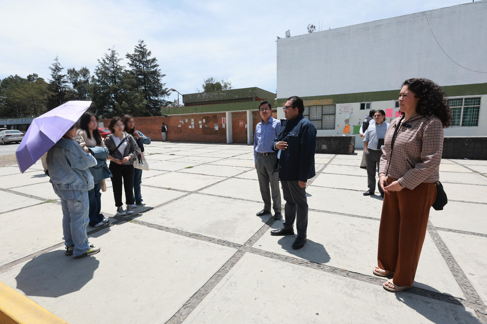 Medicina, Enfermería y Odontología, reanudan clases mañana; Isidro Rogel visita El Cerrillo y El Rosedal
