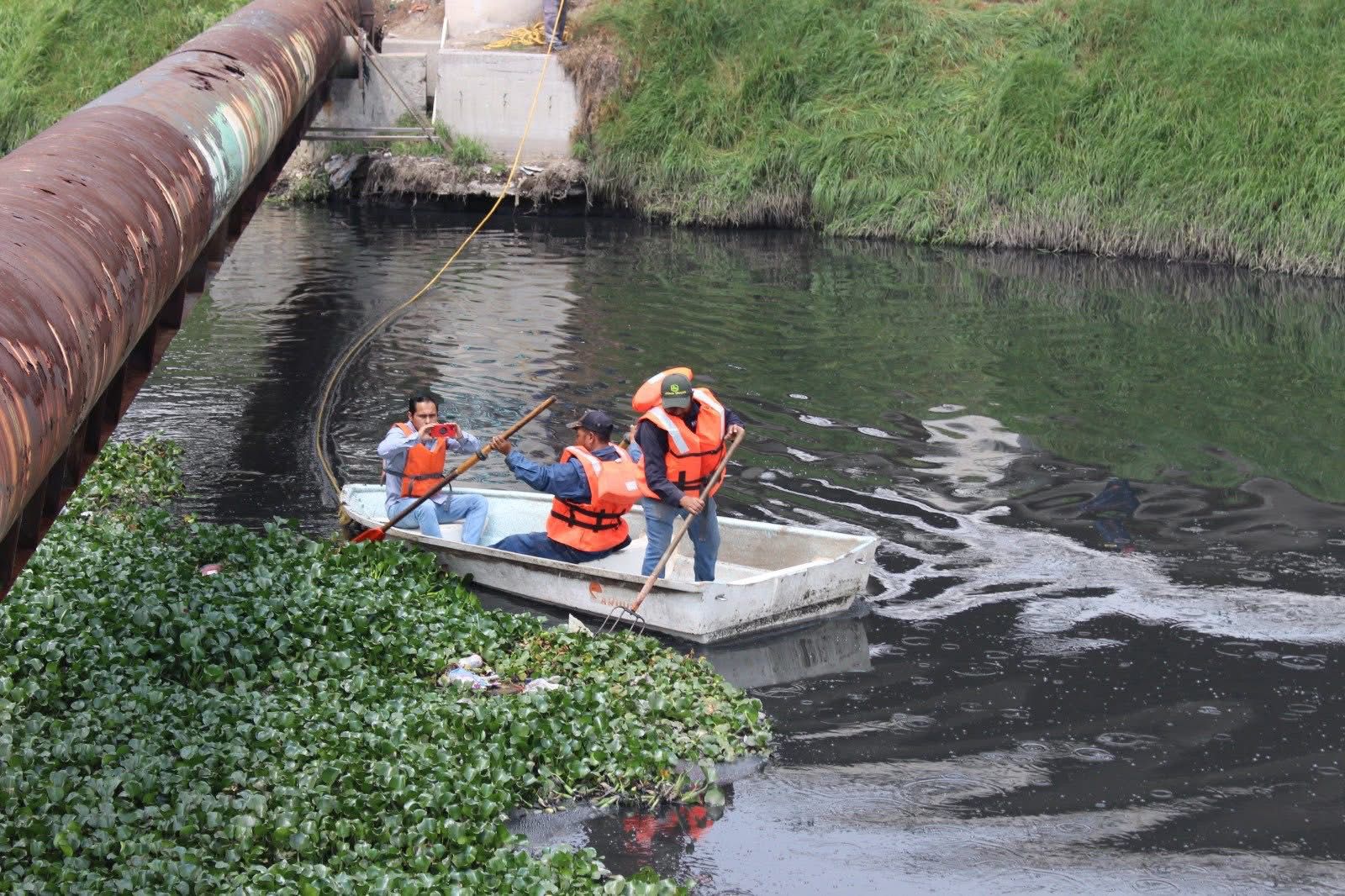 San Mateo Atenco refuerza acciones preventivas con limpieza del río Lerma