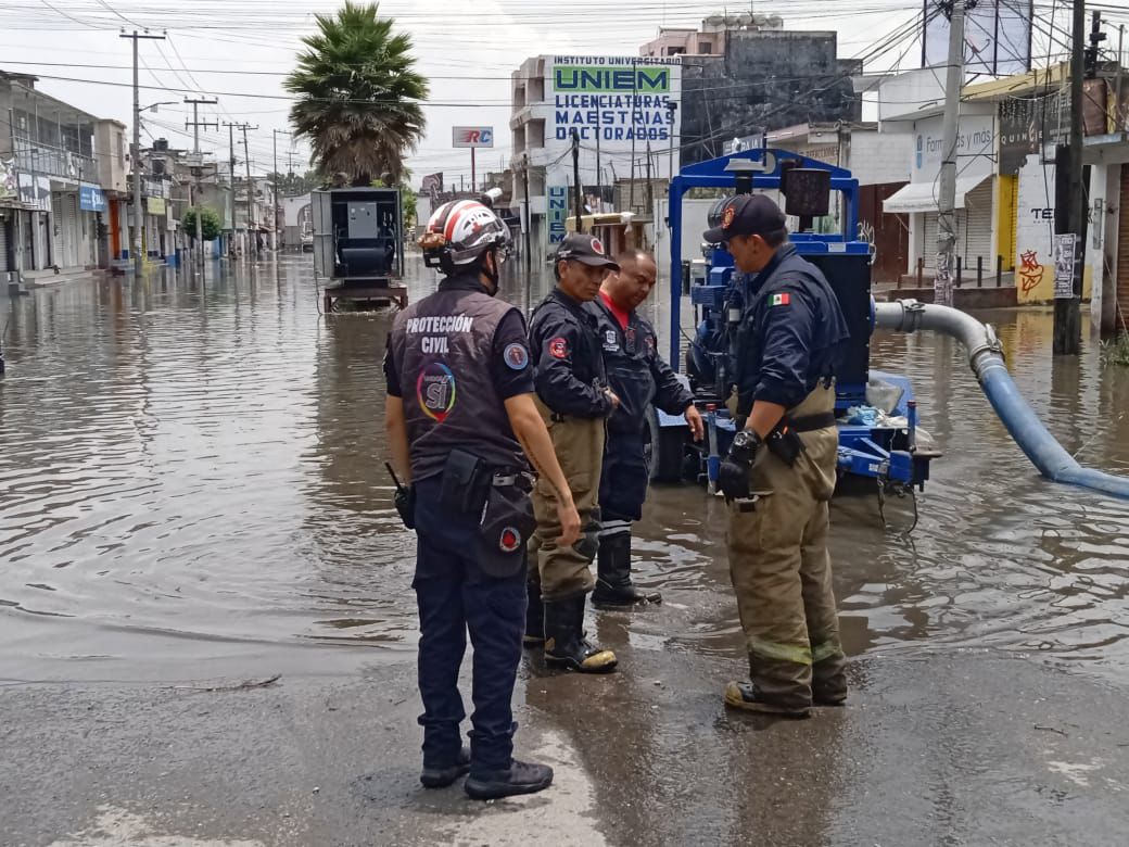 150 viviendas afectadas por lluvias en San Mateo Atenco y Metepec; Edomex apoya a autoridades municipales