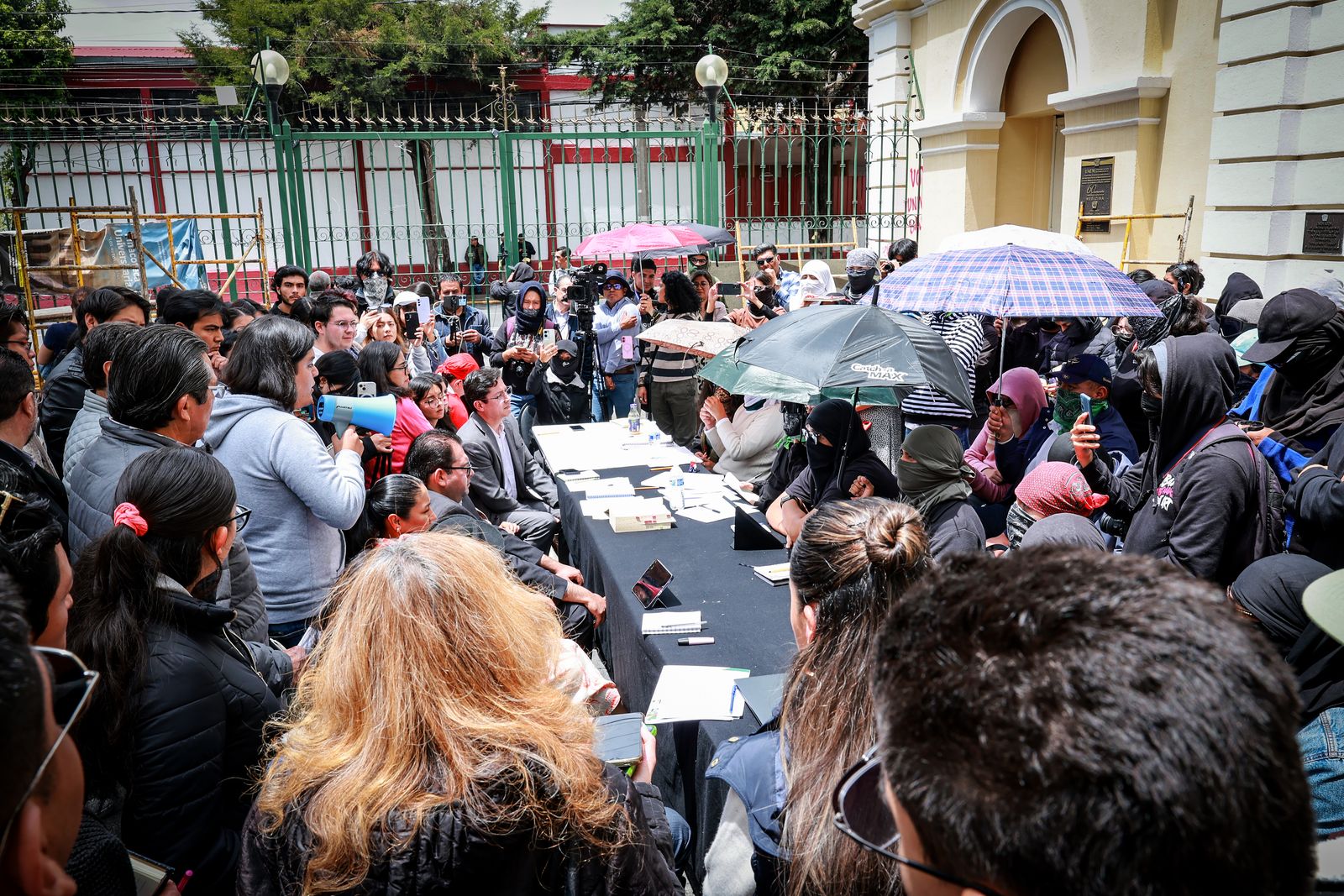 OFF THE RECORD 18-06-2025