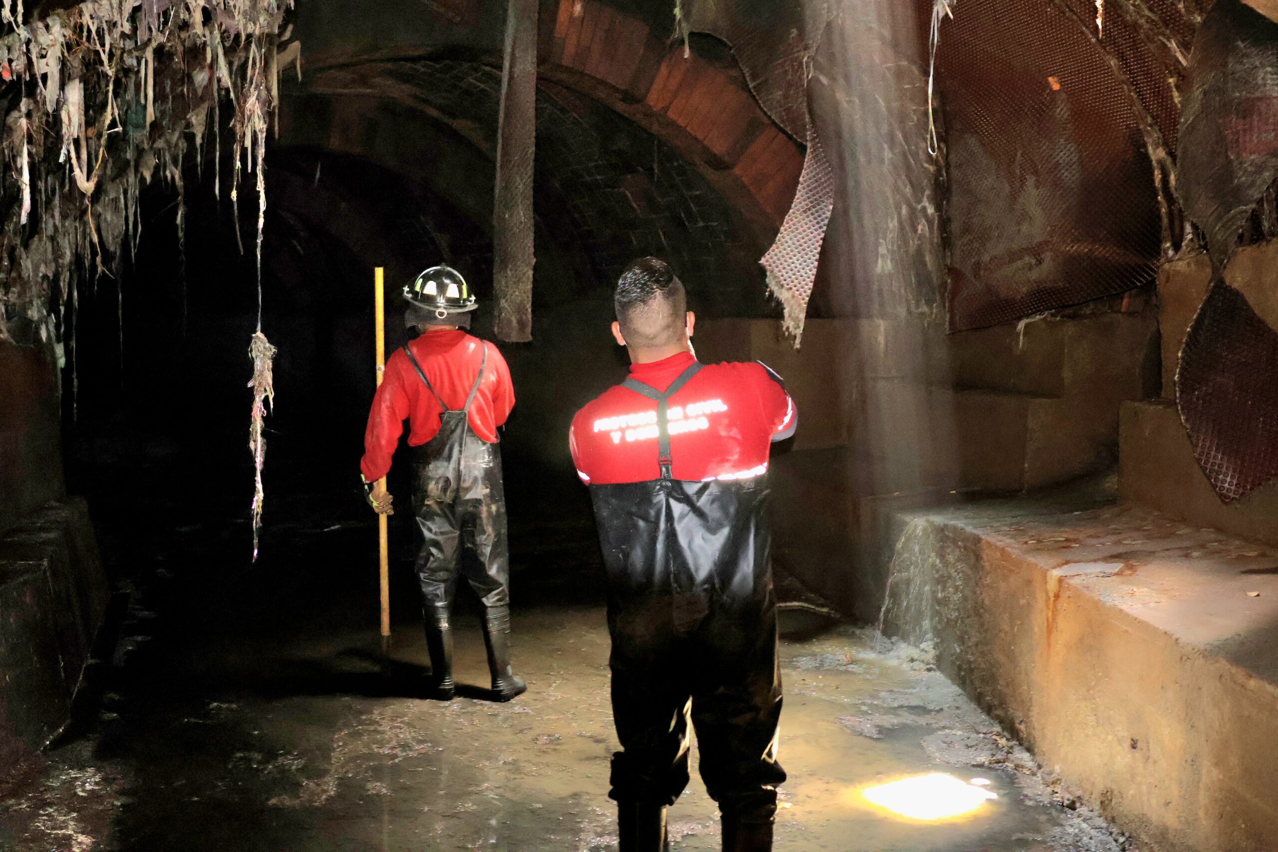 Supervisa Ayuntamiento de Toluca condiciones de la bóveda del río Verdiguel