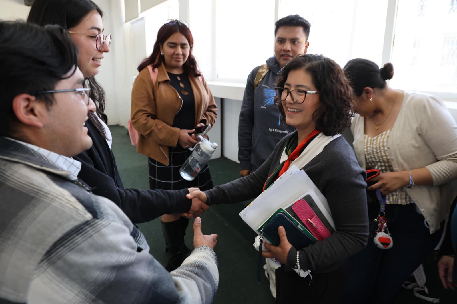 Gana Patricia Zarza elección de rectora de la UAEMex; sumó 118 puntos de 213 votos