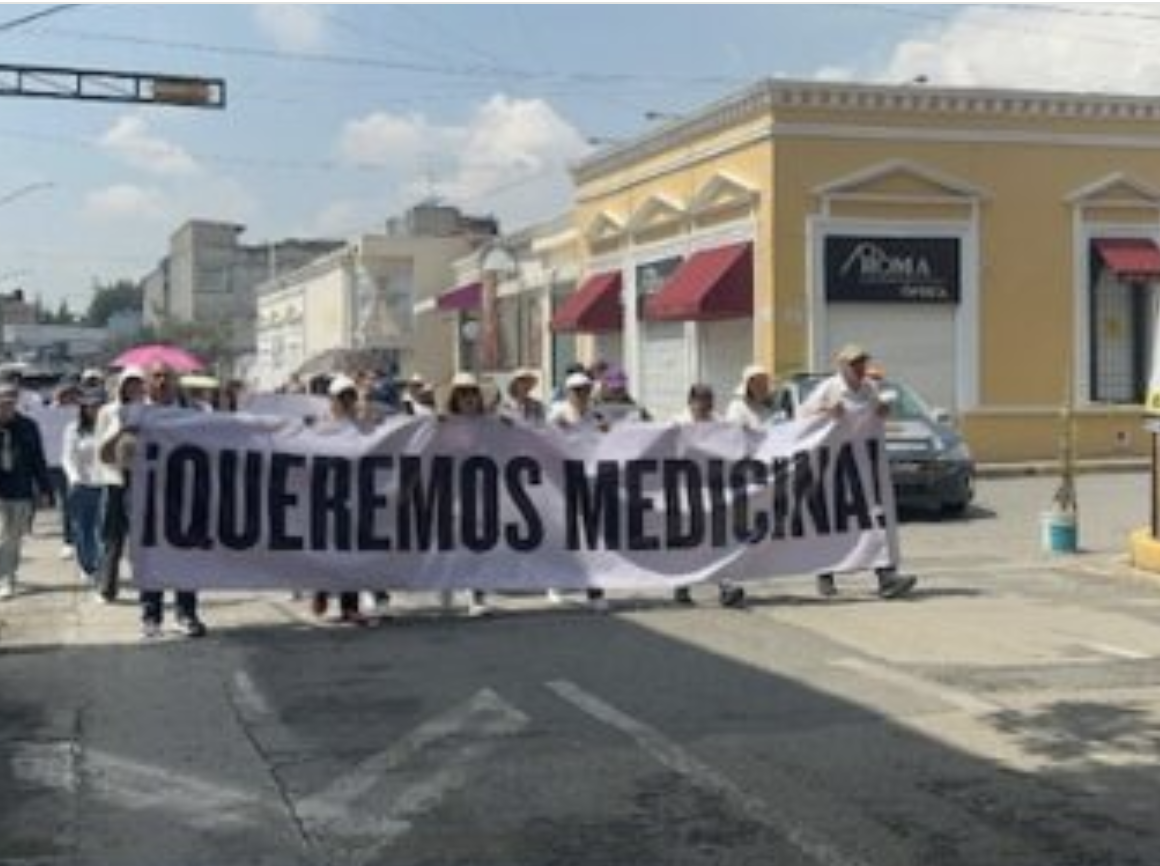 Se unen en Toluca a movilización nacional ¡Queremos Medicinas!