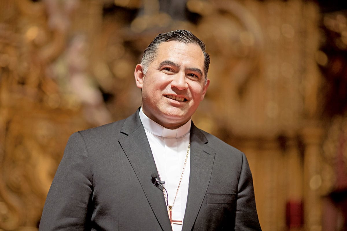 Designan a Carlos Enrique Samaniego López como nuevo Obispo de la Diócesis de Texcoco