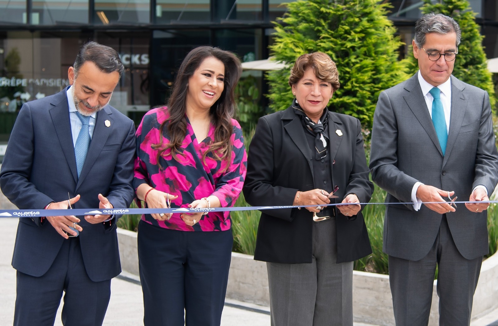 Inauguran ampliación de Galerías Metepec; Delfina Gómez destaca generación de empleos
