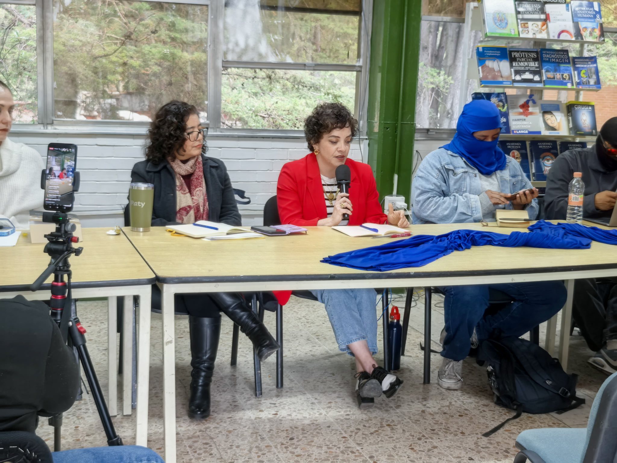 Enjambre estudiantil