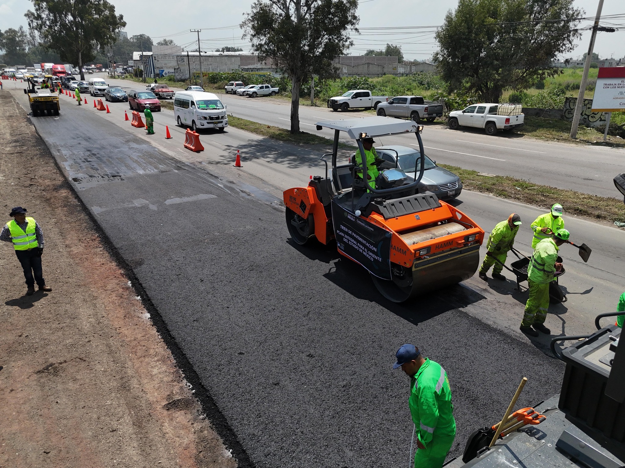 Entregan trenes de repavimentación en Edomex; serán doce durante este año