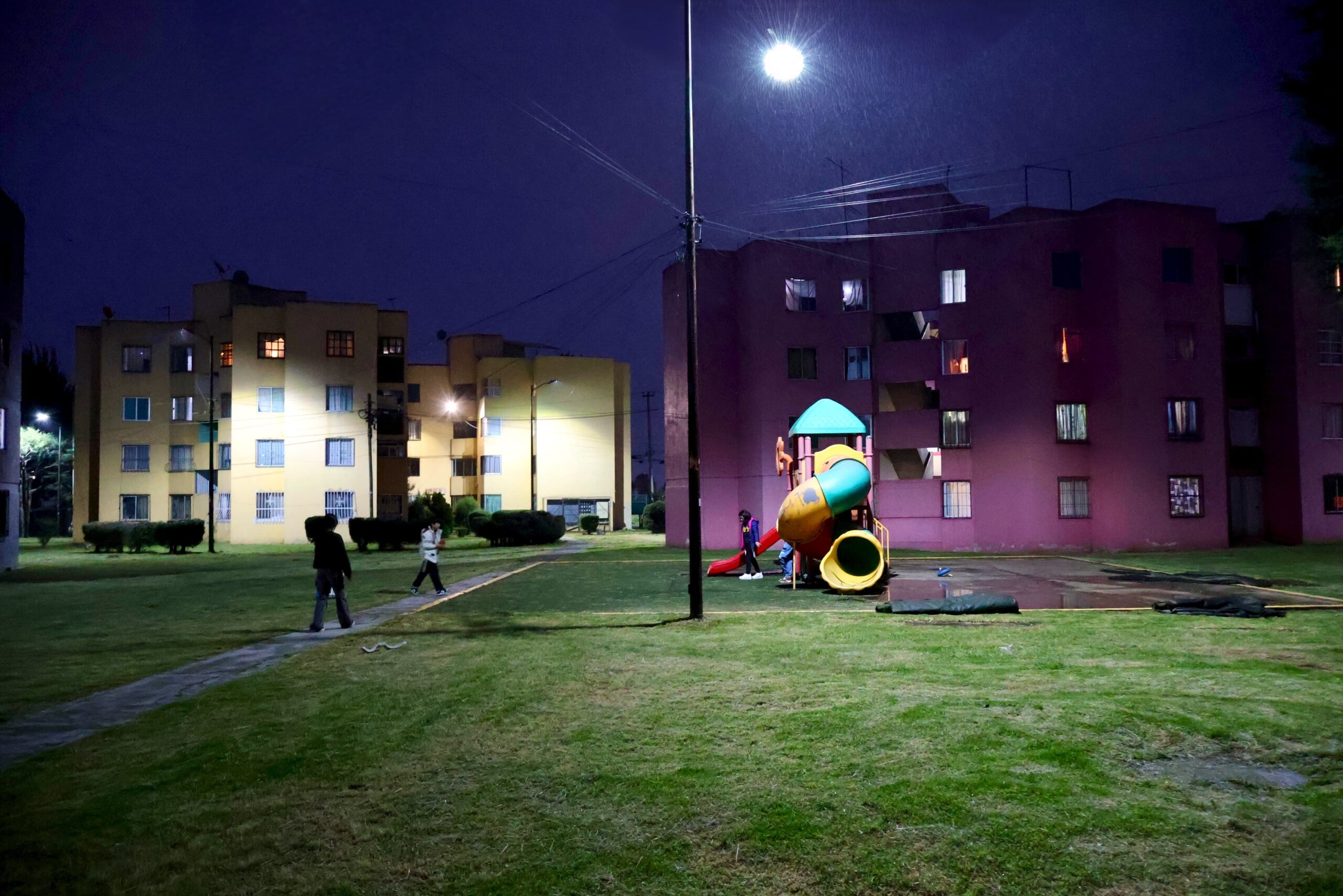 Arranca Fernando Flores programa “Metepec te Deslumbra”; instalará nueve mil luminarias