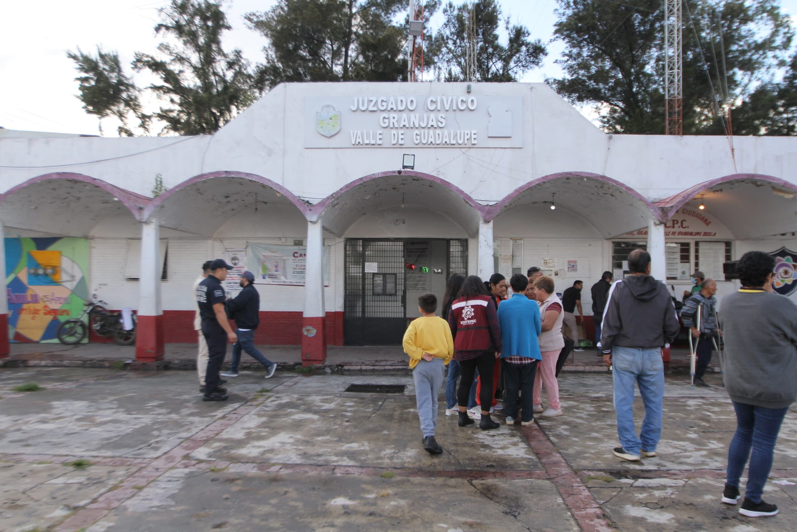 Azucena Cisneros anuncia descentralización del gobierno de Ecatepec