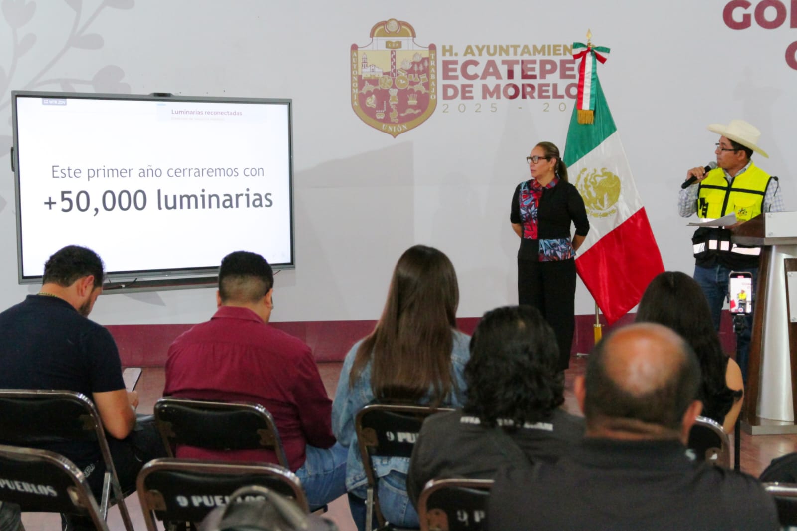 Va Ecatepec por 50 mil luminarias nuevas y 500 parques rescatados en 2025