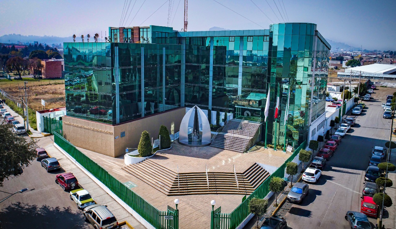 Deja Ricardo Moreno en la Codhem procesos de investigación sobre marcha del 2 de octubre