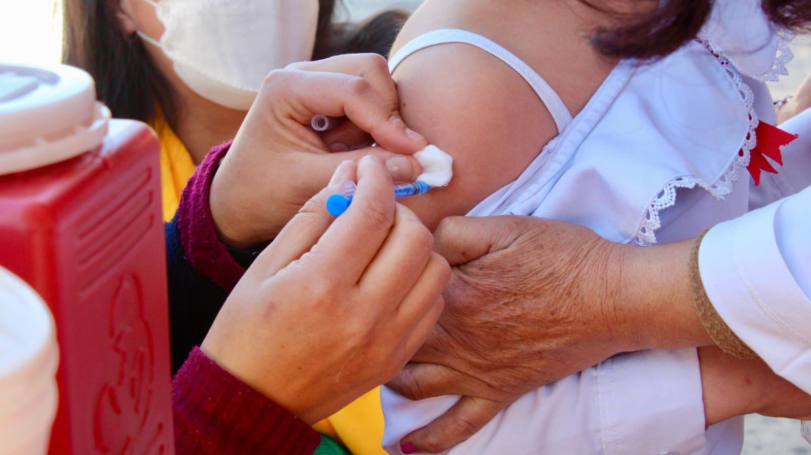 Crece en Edomex 88 por ciento aplicación de  vacunas contra sarampión, rubéola y parotiditis