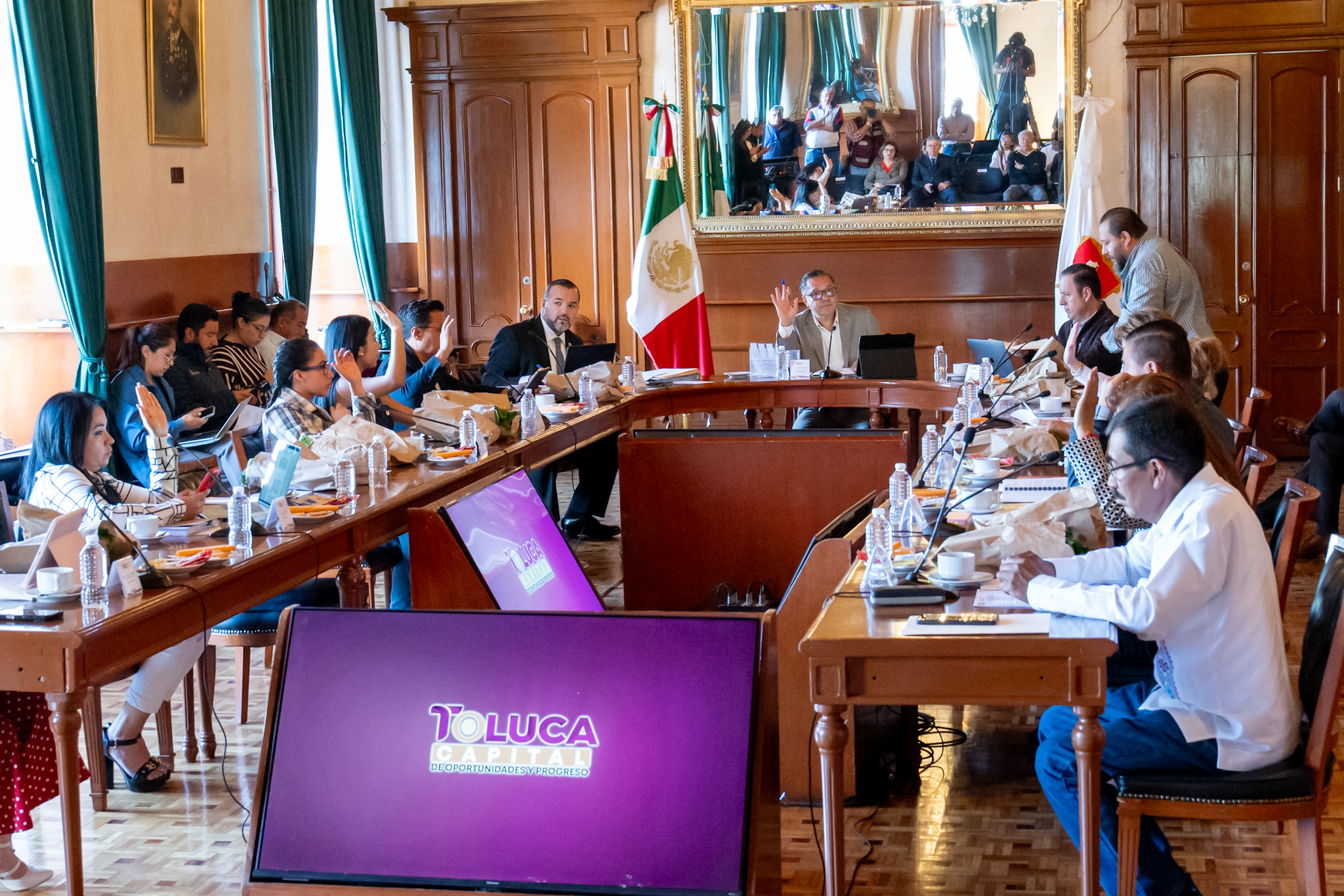 Toluca cumple la ley y protege a su población con eventos seguros y ordenados: Ricardo Moreno