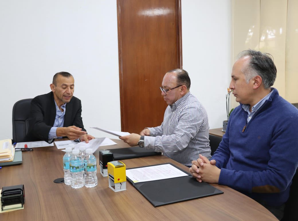 Firman convenio de colaboración para fortalecer inversión con recursos del FEFOM