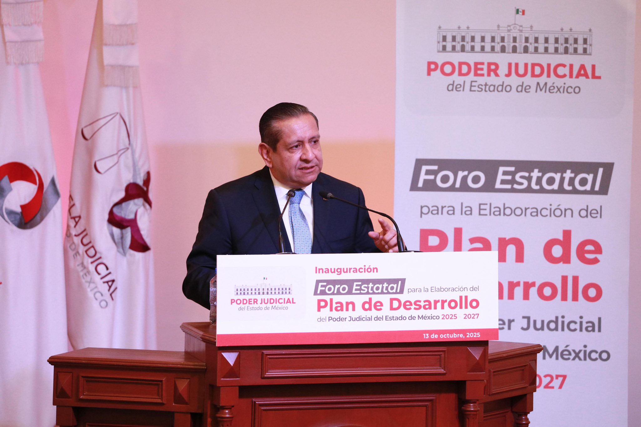 Reducir tiempos procesales, prioridad del Plan de Desarrollo del PJ Edomex