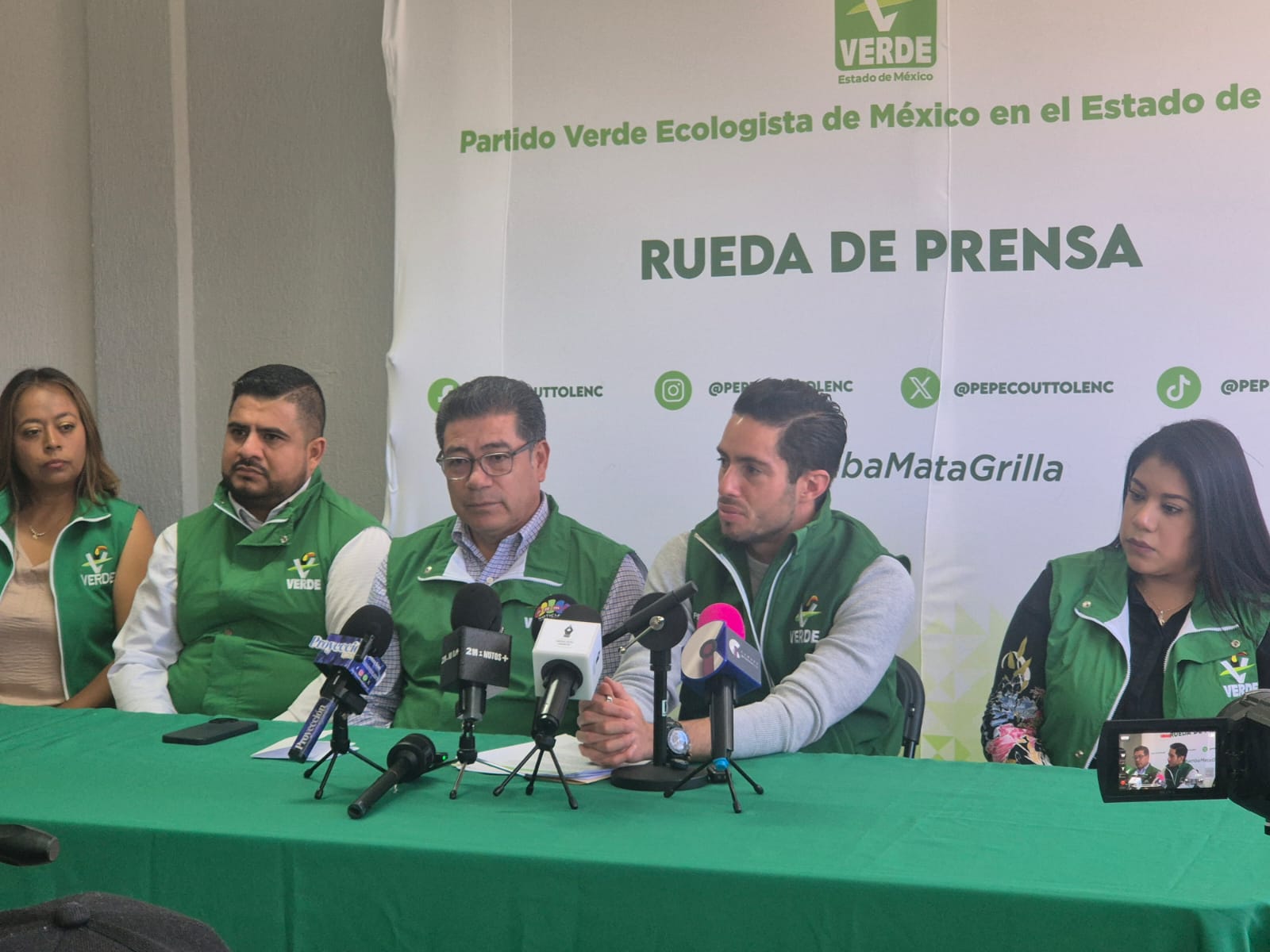 Cuatro regidoras en funciones emigran al PVEM; seguirán más adhesiones: Couttolenc