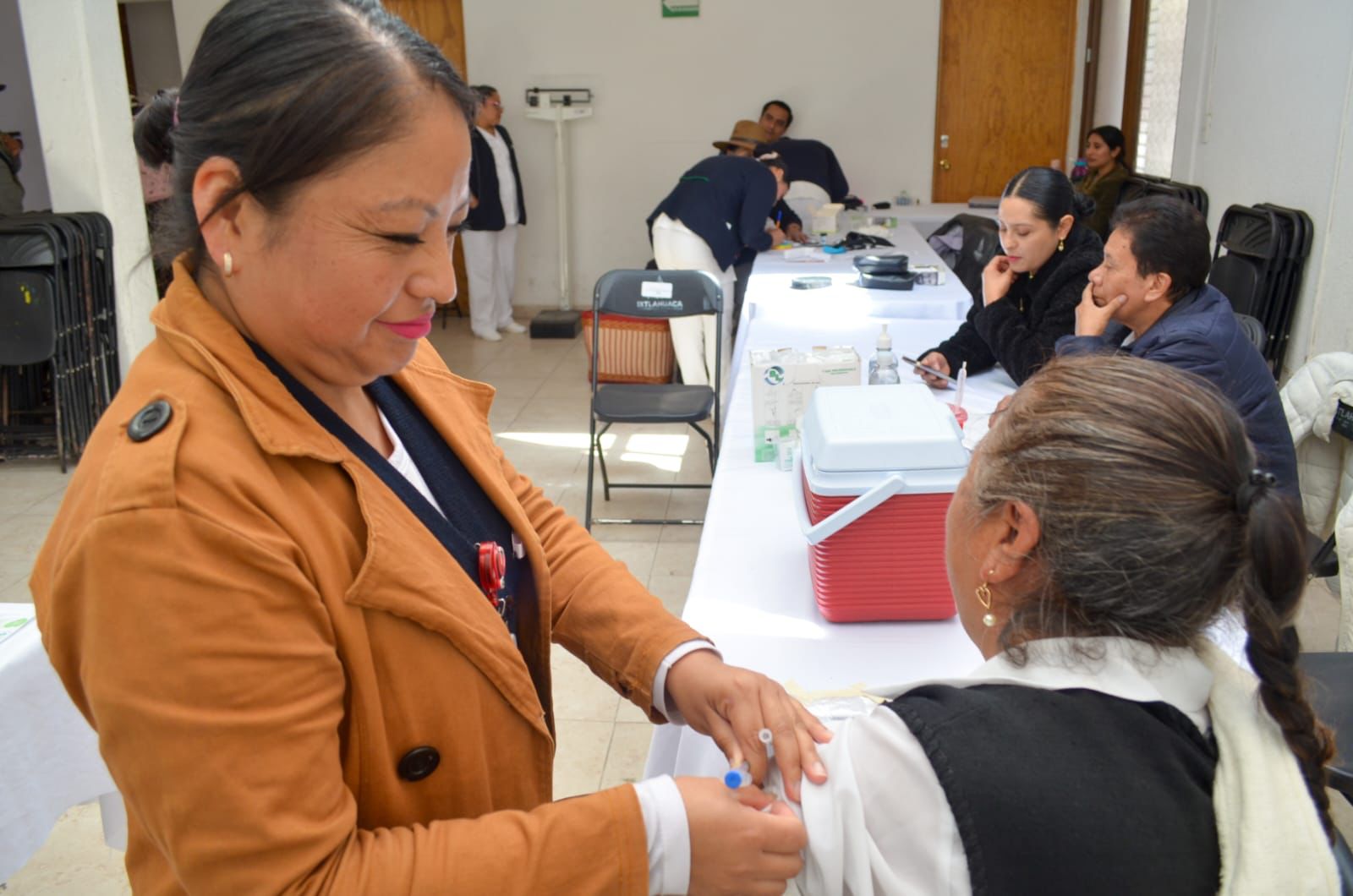 Aplica Edomex cerca de 100 mil vacunas con Campaña Intensiva de Vacunación